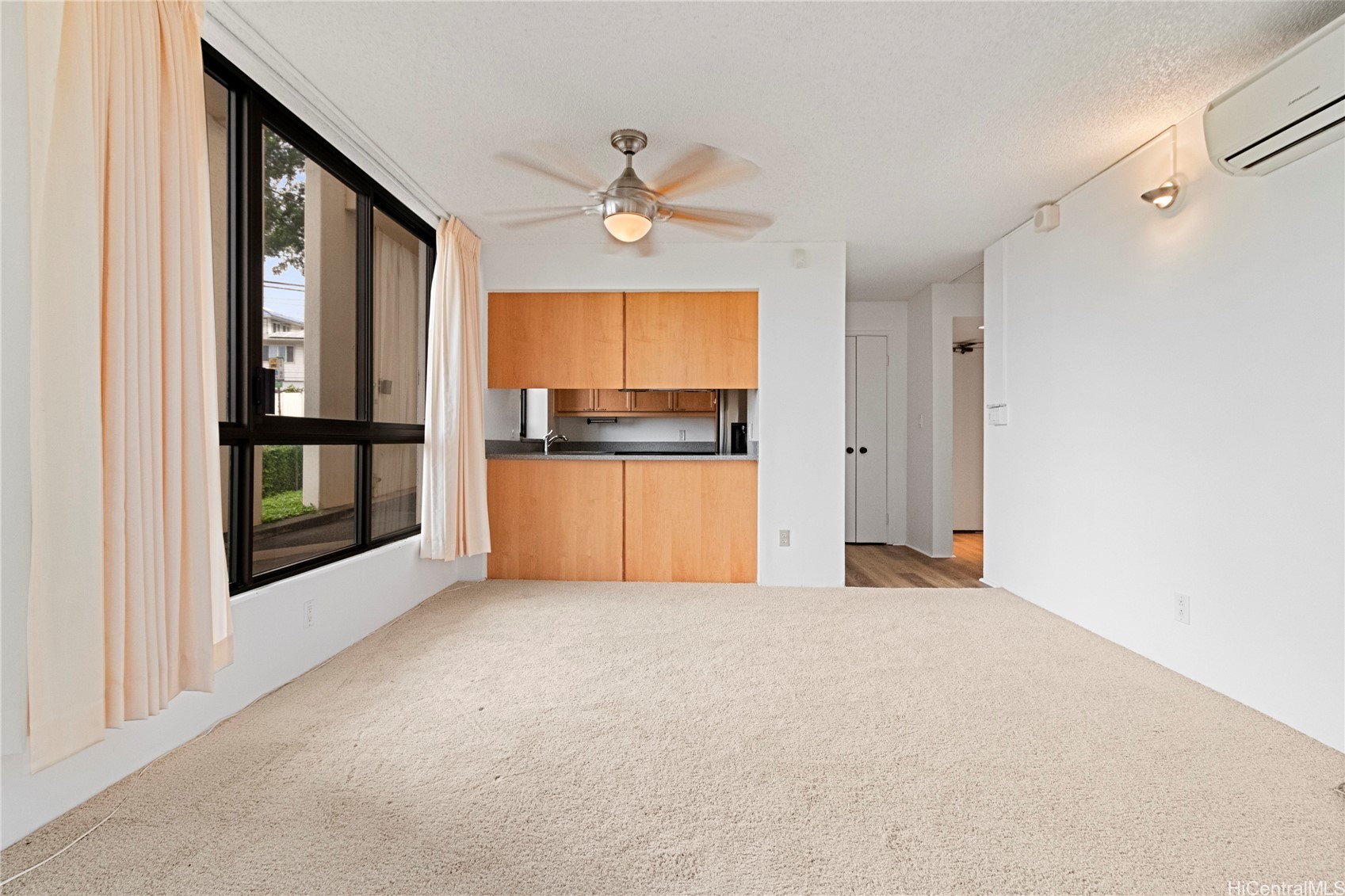 3138 Waialae Avenue 136