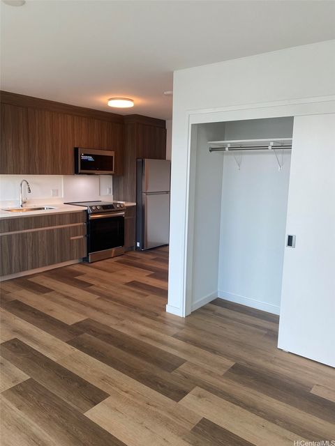 1500 Rycroft Street 1210R Honolulu HI 96814