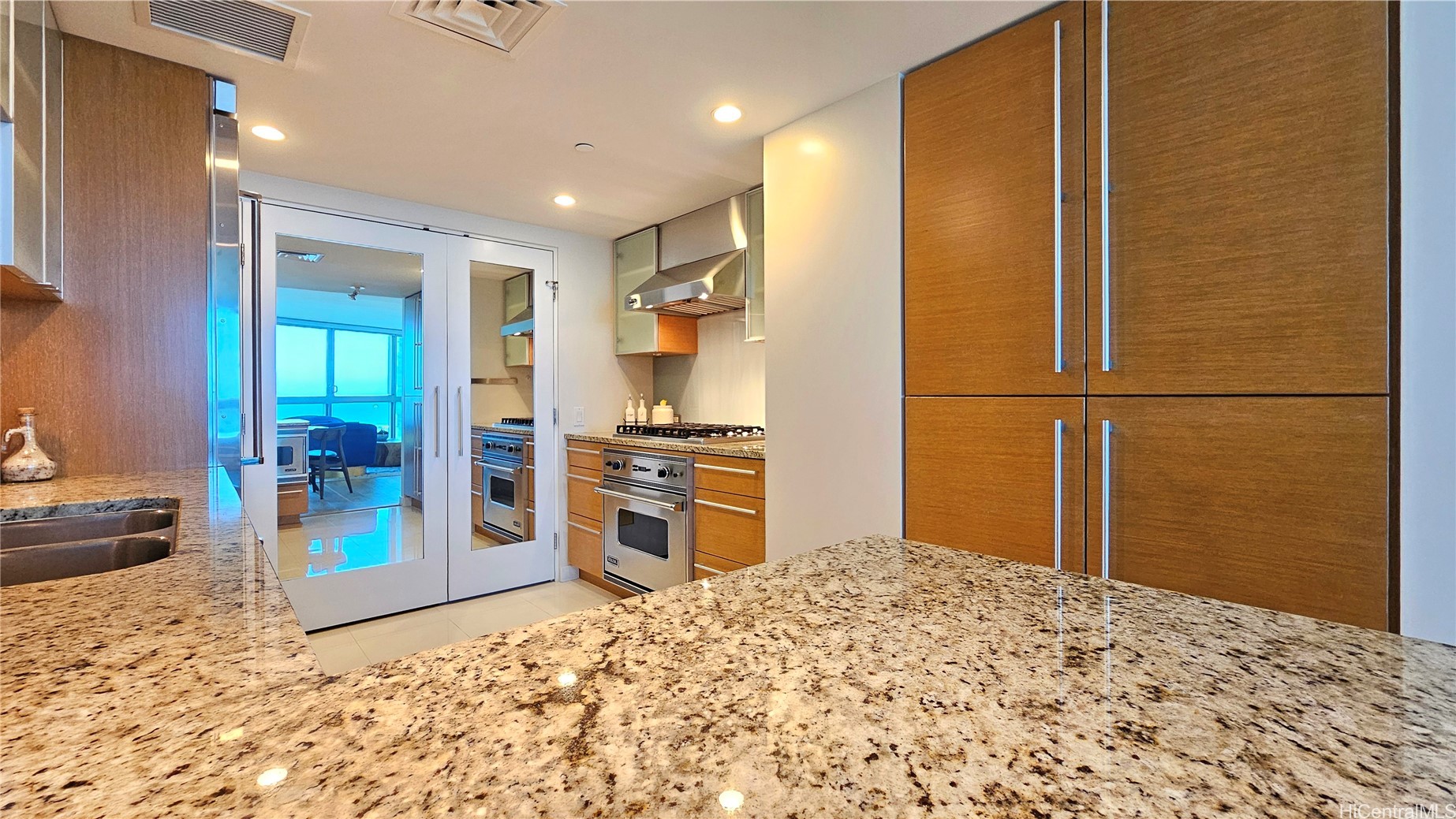 1177 Queen Street 1805