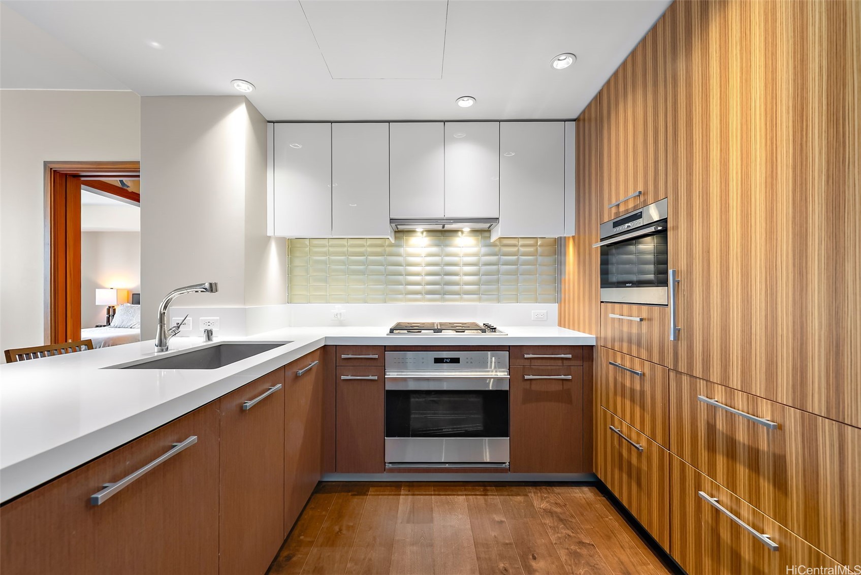 1555 Kapiolani Boulevard PH 2110