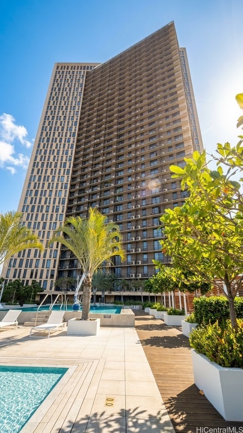 Photo of 987 Queen Street #316, Honolulu, HI 96814 (MLS # 202619514)