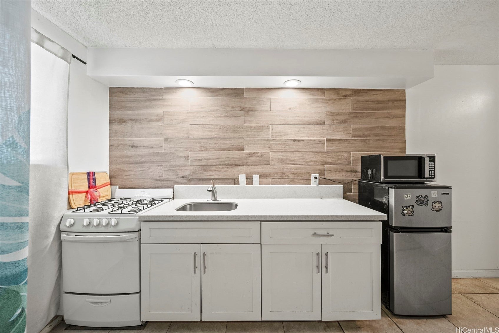 1036 Green Street 105