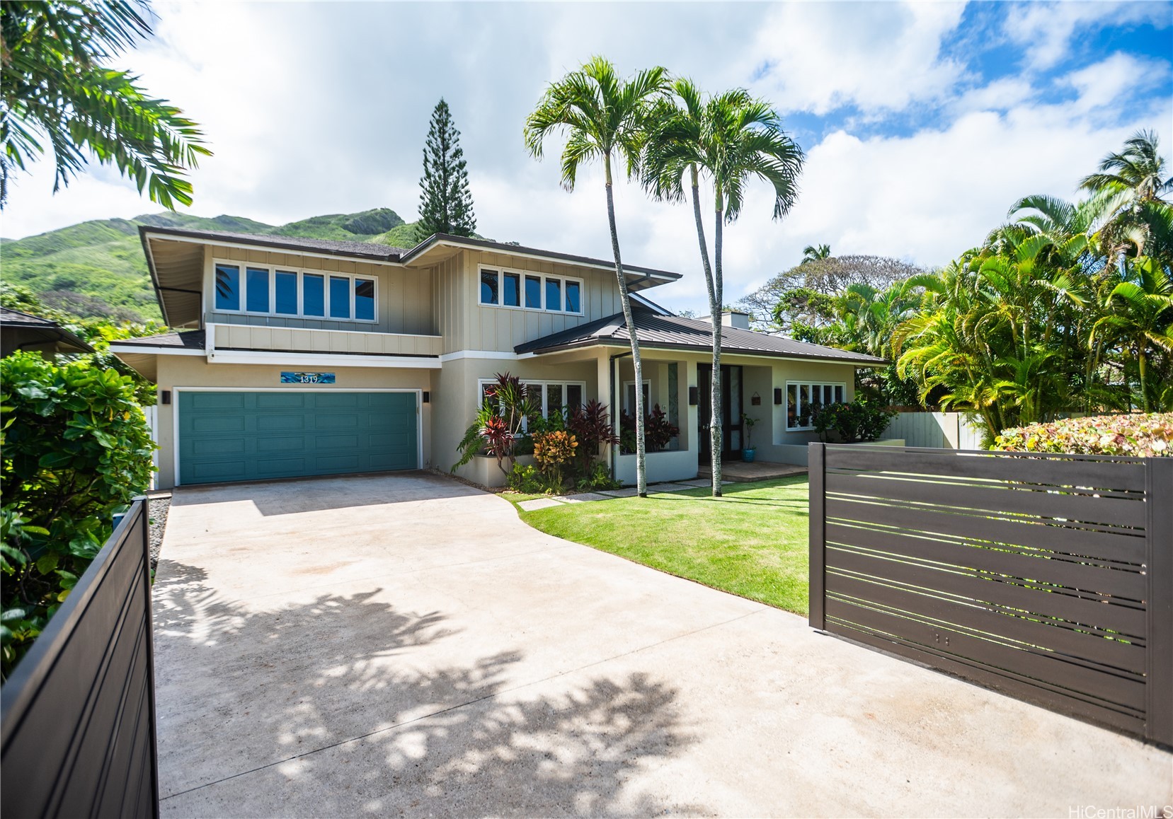 1319 Mokulua Drive