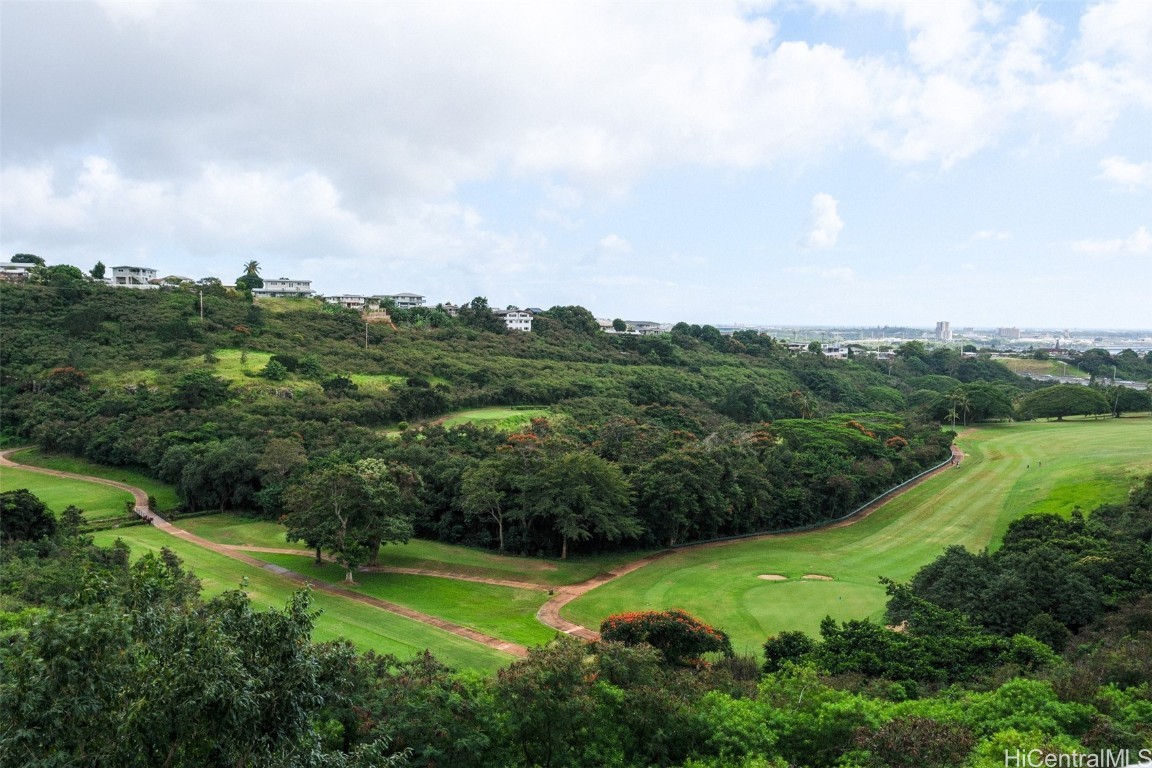 Colonnade On The Greens Residential Lease