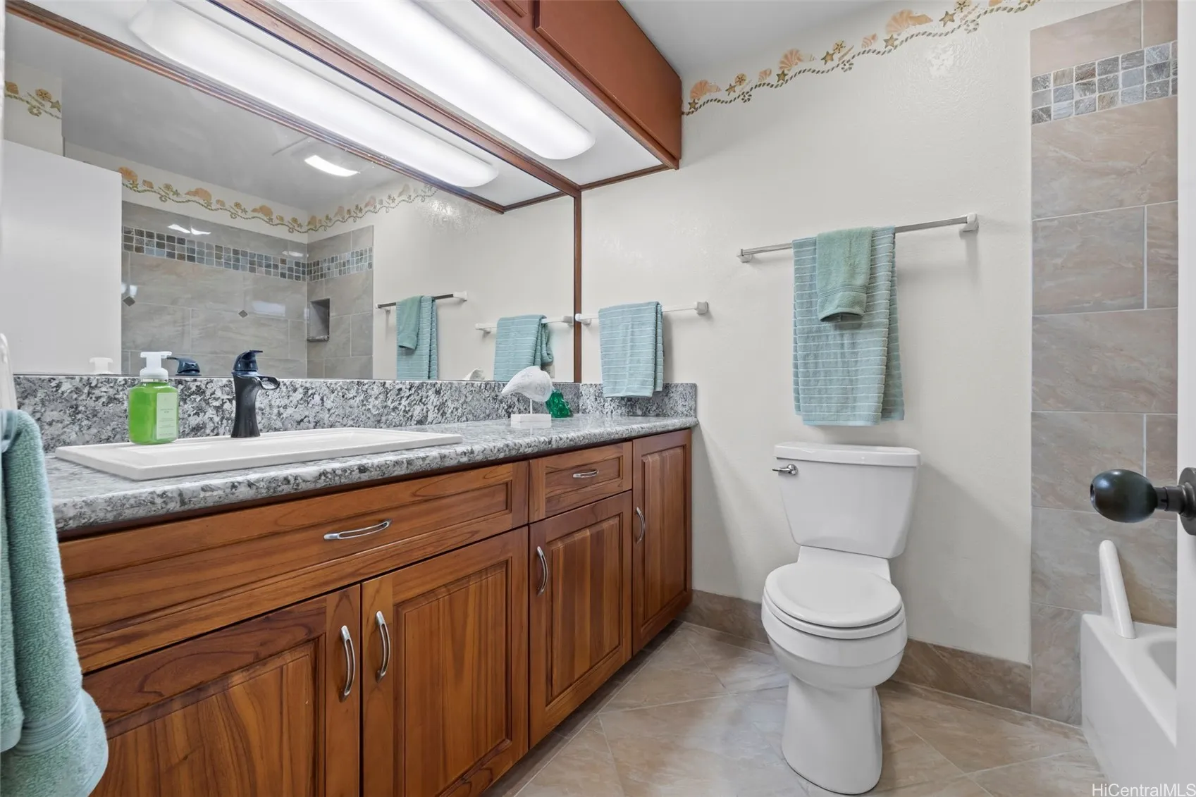 Kaneohe, Hawaii 96744, United States, 3 Bedrooms Bedrooms, ,2 BathroomsBathrooms,Residential,Active,163823