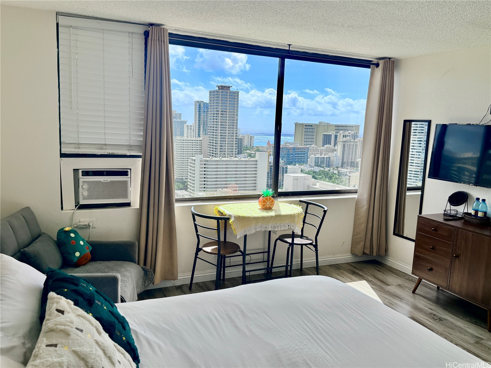 444 Niu Street 3204
