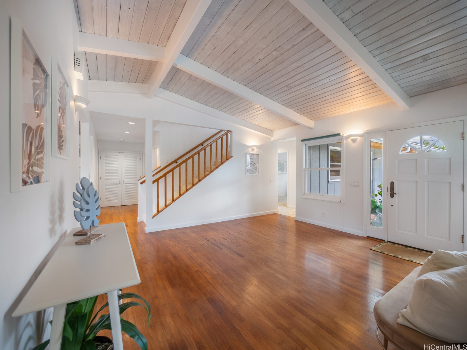 1592 Uluhao Place