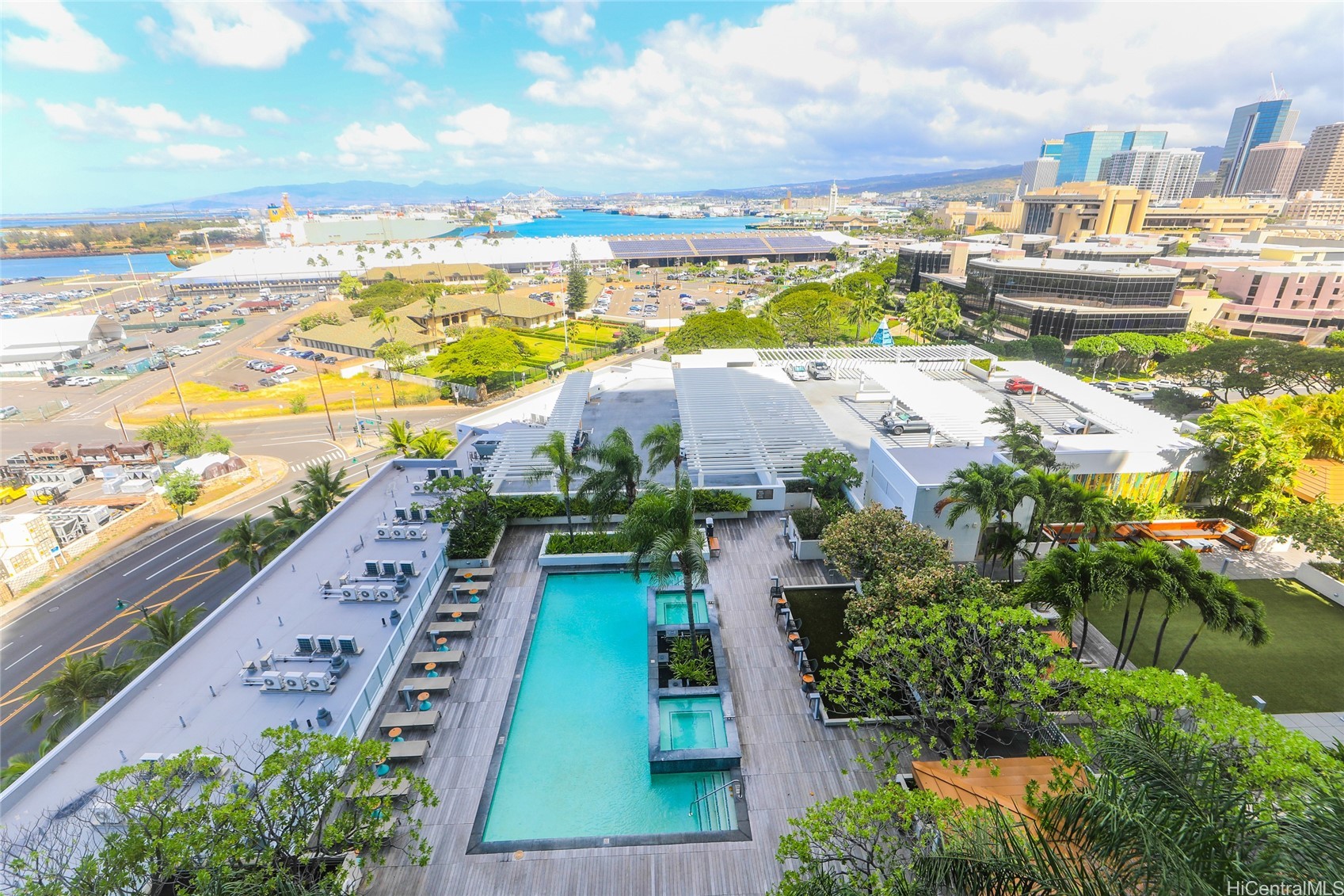 600 Ala Moana Boulevard 1304