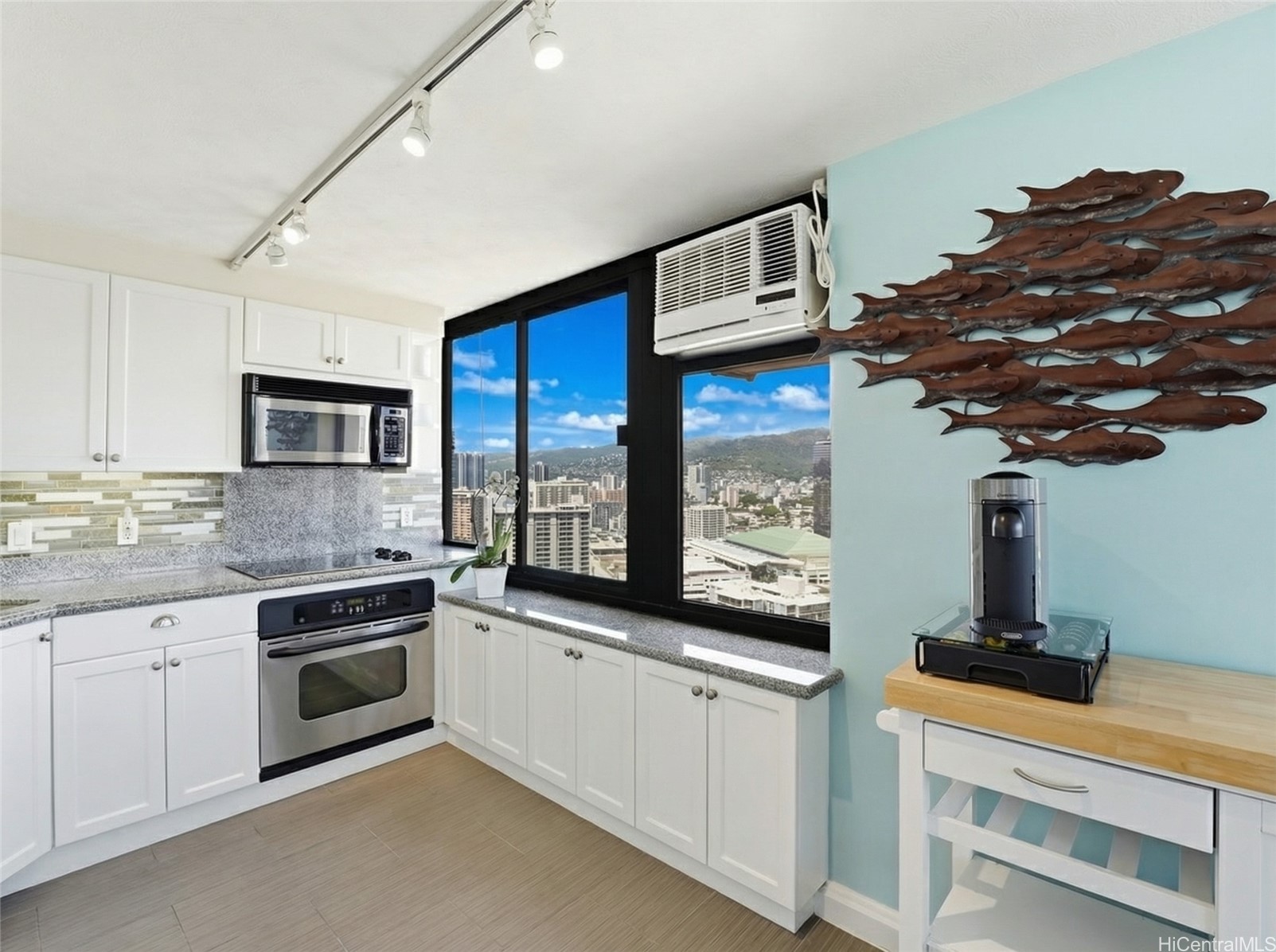 343 Hobron Street 3302