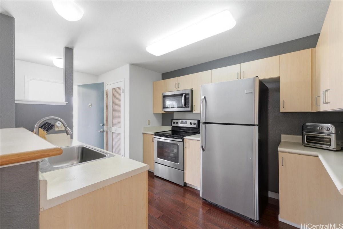 95-1033 Kaapeha Street 270