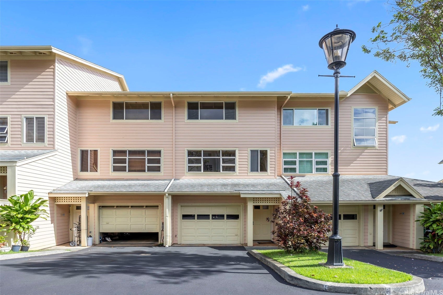 1309 Moanalualani Way 14F