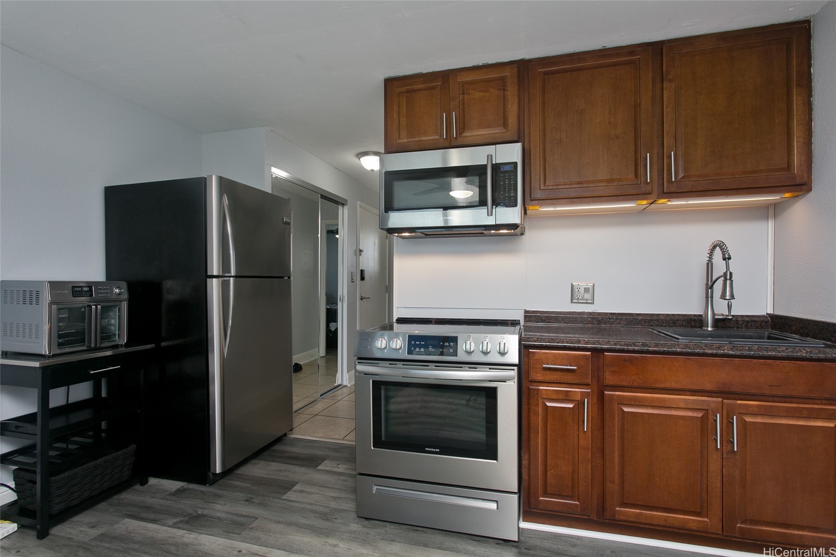 2211 Ala Wai Boulevard 3004