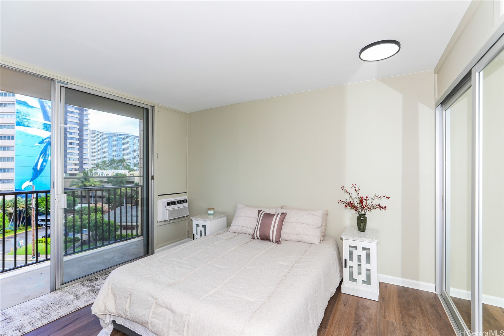 1911 Kalakaua Avenue 503