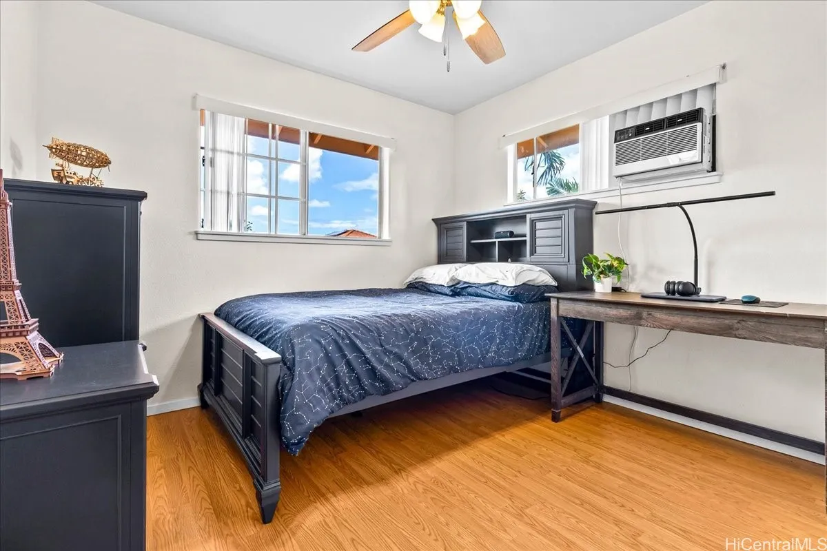 Kapolei, Hawaii 96707, United States, 4 Bedrooms Bedrooms, ,3 BathroomsBathrooms,Residential,Pending,110313