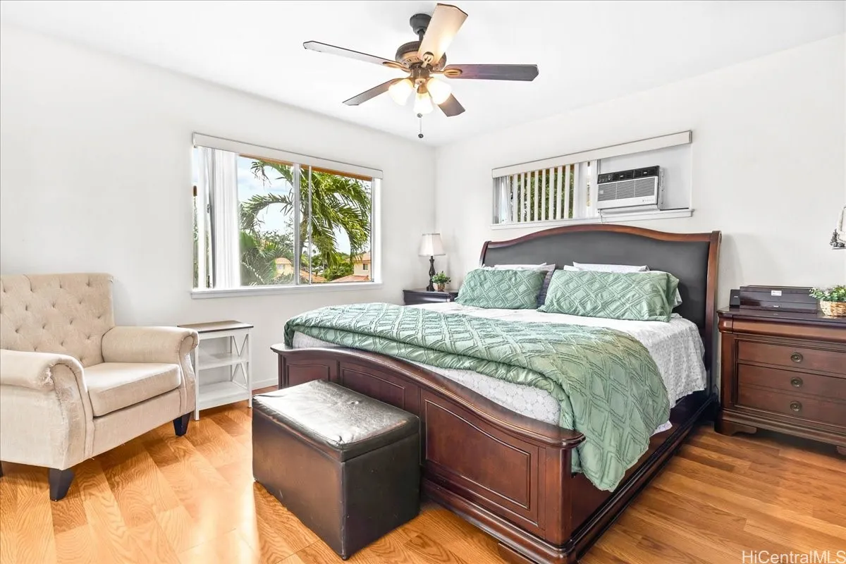 Kapolei, Hawaii 96707, United States, 4 Bedrooms Bedrooms, ,3 BathroomsBathrooms,Residential,Pending,110313