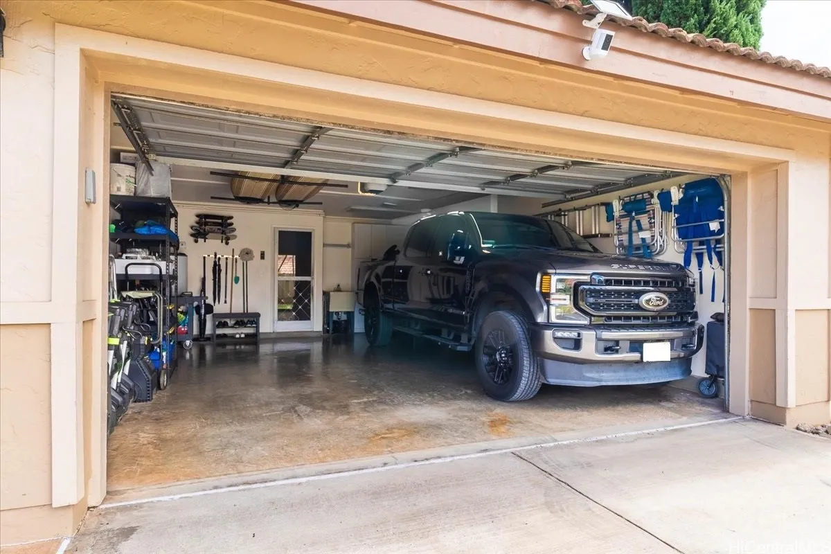 Kapolei, Hawaii 96707, United States, 4 Bedrooms Bedrooms, ,3 BathroomsBathrooms,Residential,Pending,110313