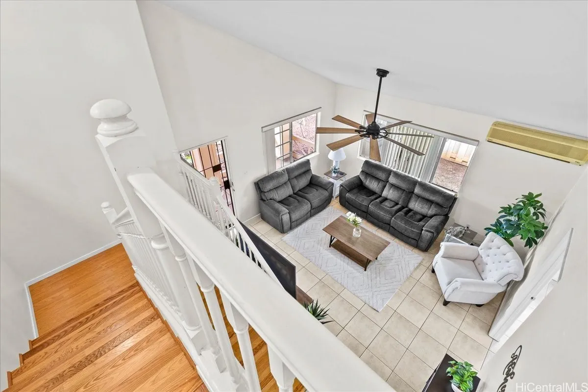 Kapolei, Hawaii 96707, United States, 4 Bedrooms Bedrooms, ,3 BathroomsBathrooms,Residential,Pending,110313