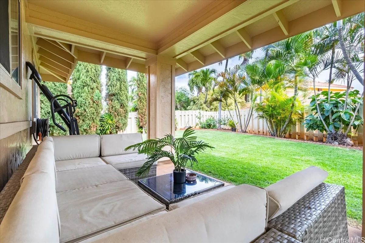 Kapolei, Hawaii 96707, United States, 4 Bedrooms Bedrooms, ,3 BathroomsBathrooms,Residential,Pending,110313