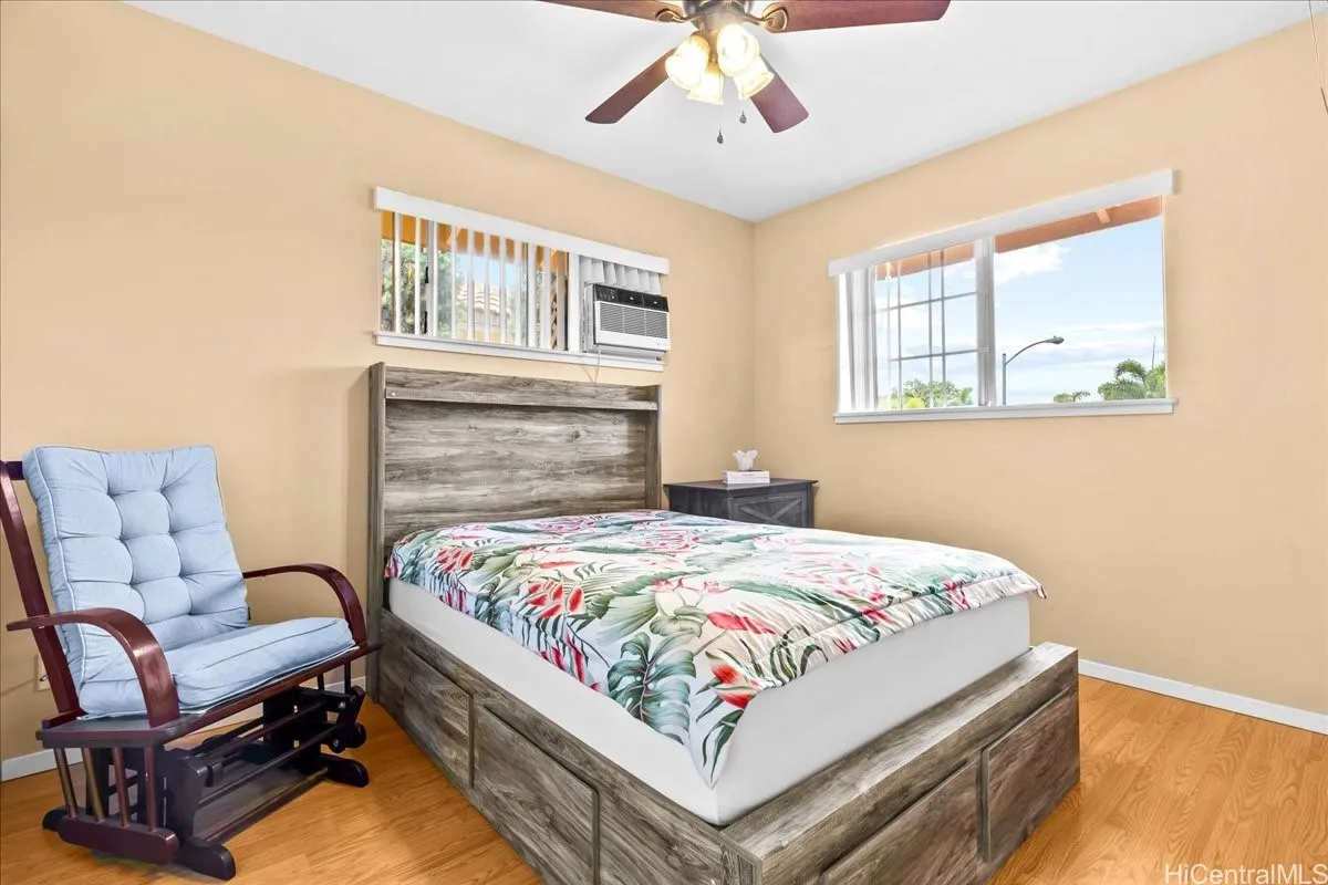 Kapolei, Hawaii 96707, United States, 4 Bedrooms Bedrooms, ,3 BathroomsBathrooms,Residential,Pending,110313