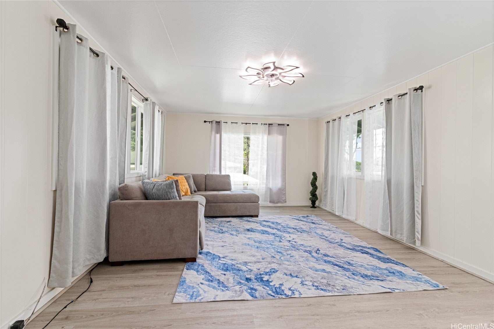 2318 Hanakealoha Place
