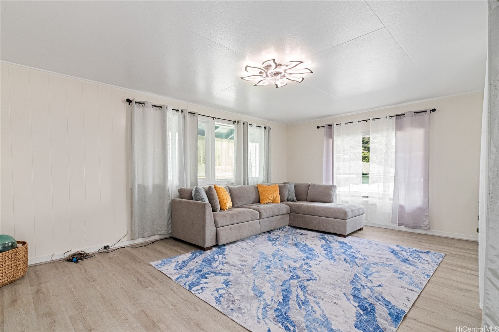 2318 Hanakealoha Place