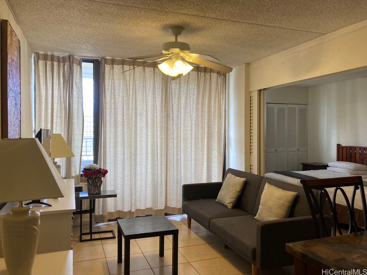 2240 Kuhio Avenue 2011