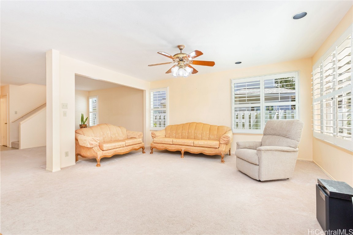 98-1971 F Kaahumanu Street 47