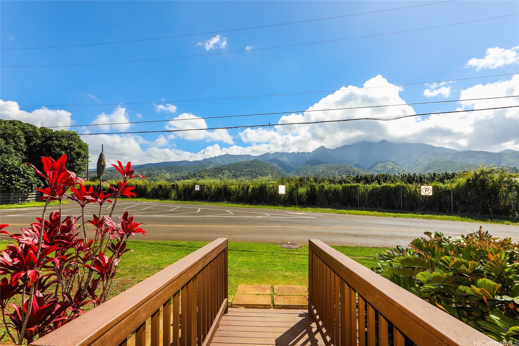 67-197 Kanoulu Street