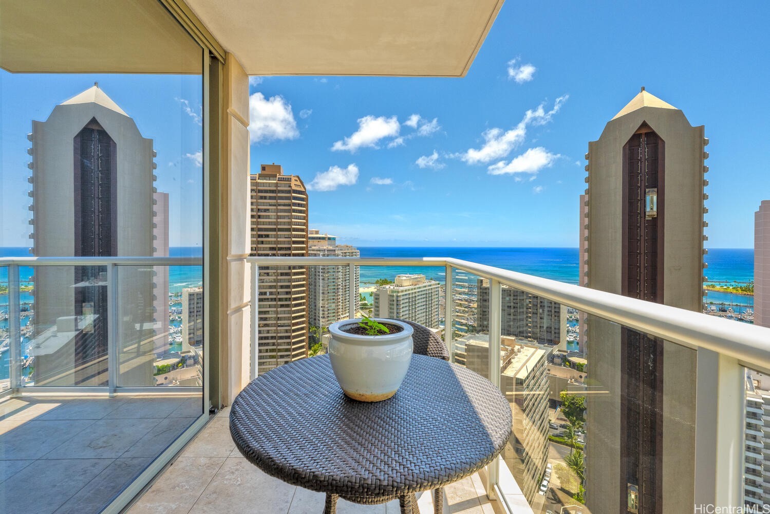 1551 Ala Wai Boulevard 2906