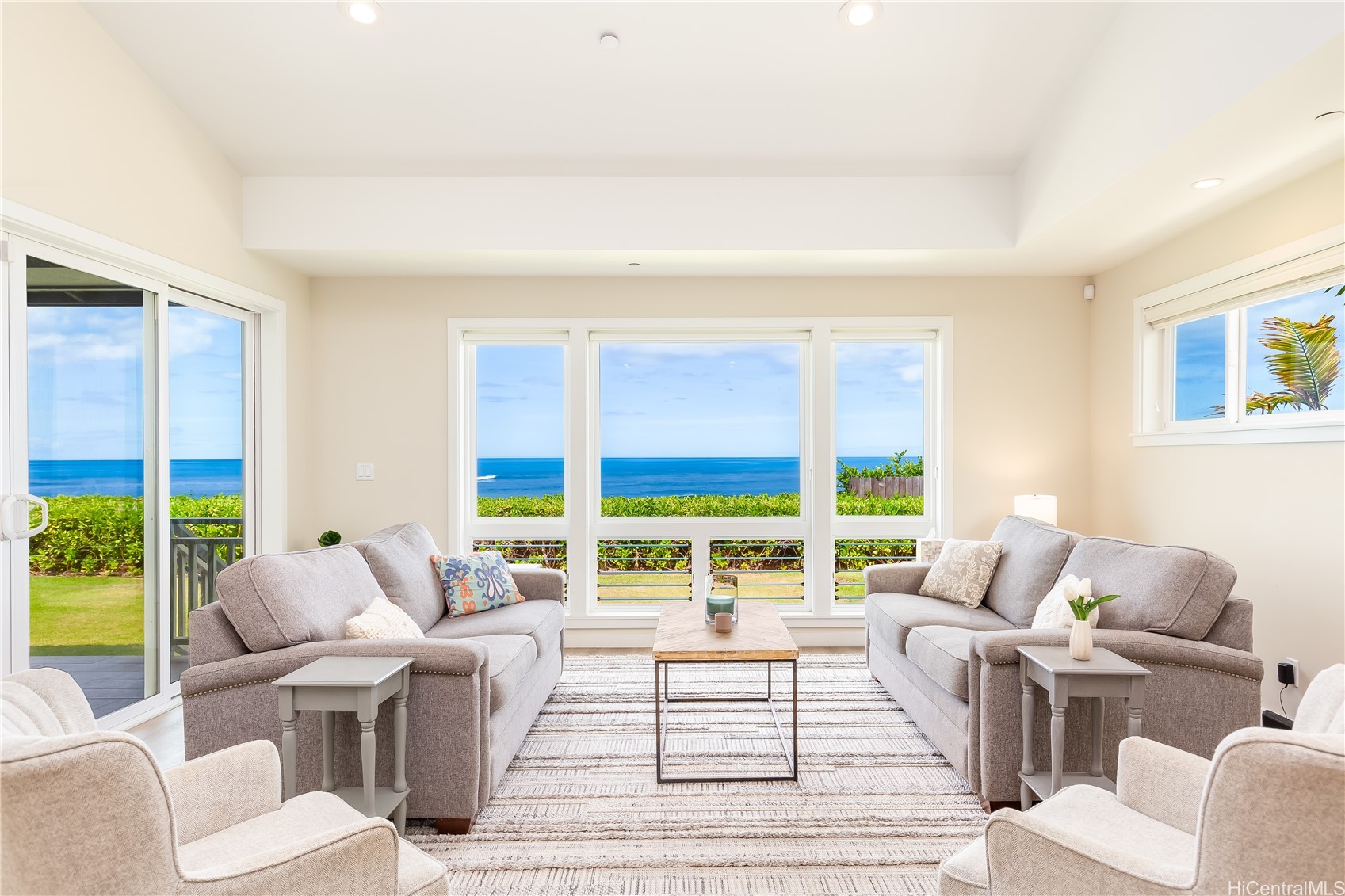 87-849C Farrington Highway