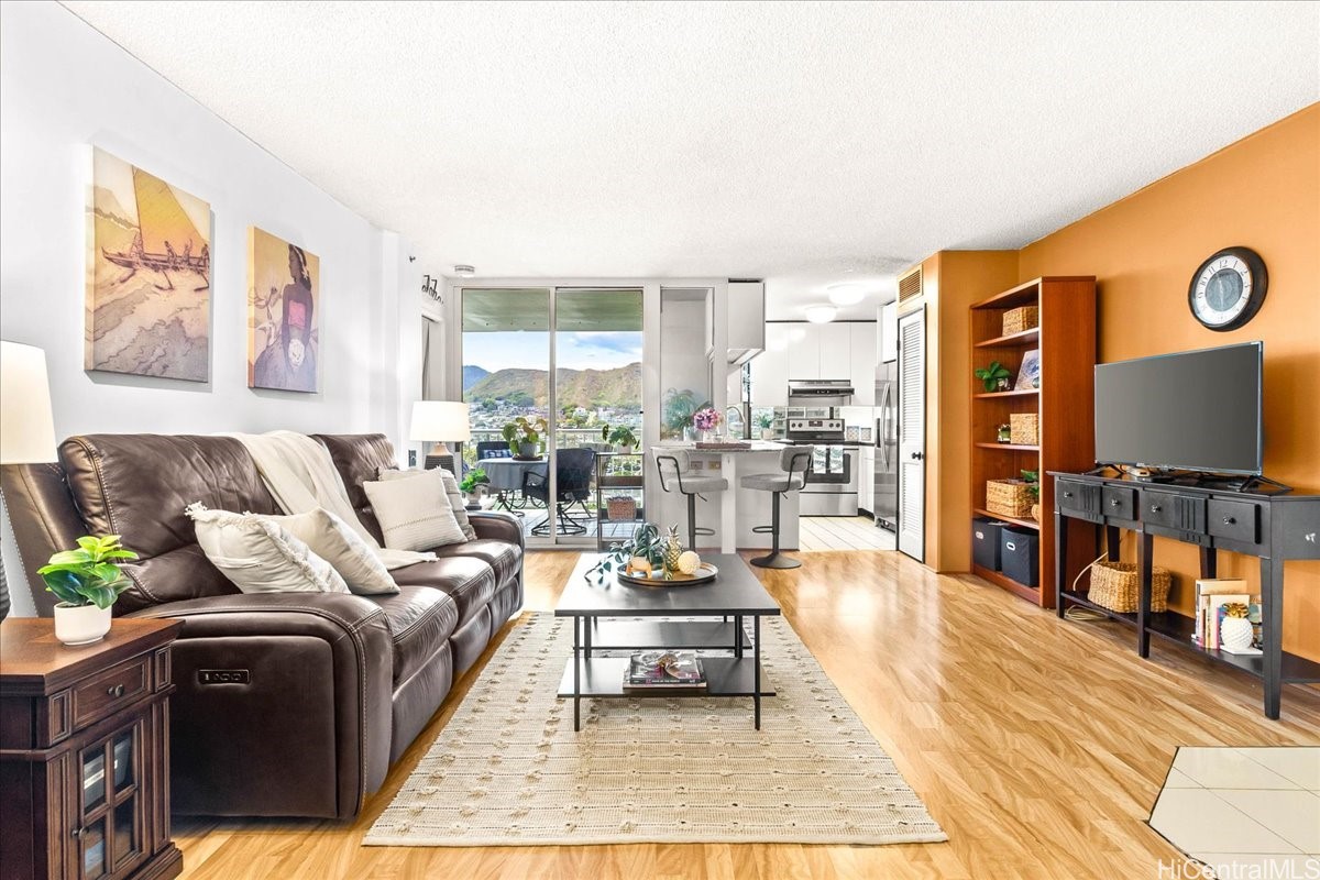 1212 Nuuanu Avenue 1306