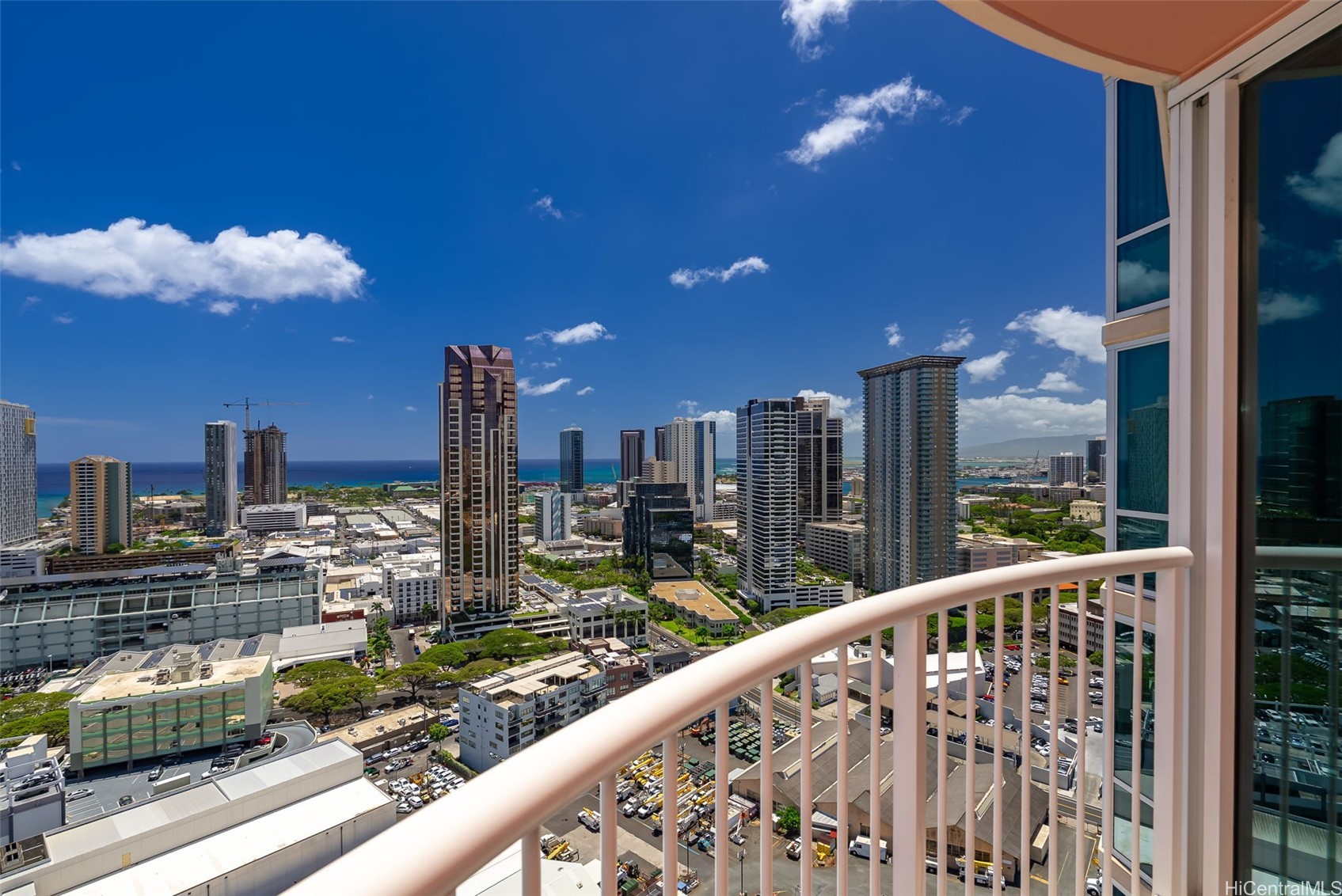801 S King Street 3102