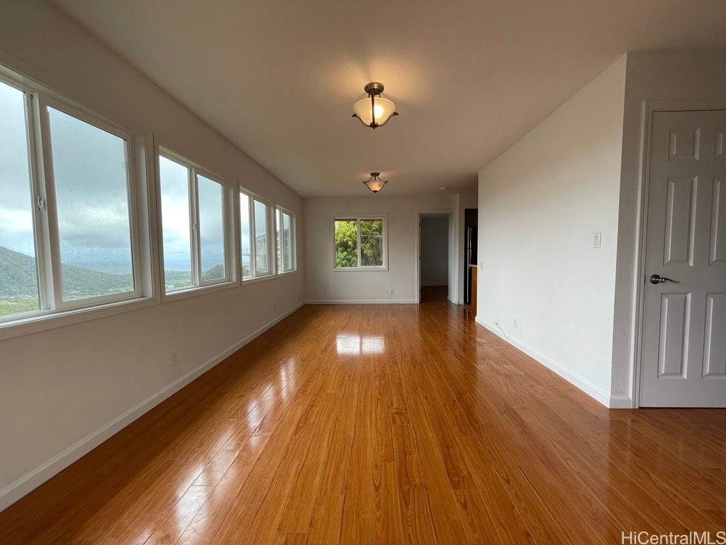 1101 Kaluanui Road B