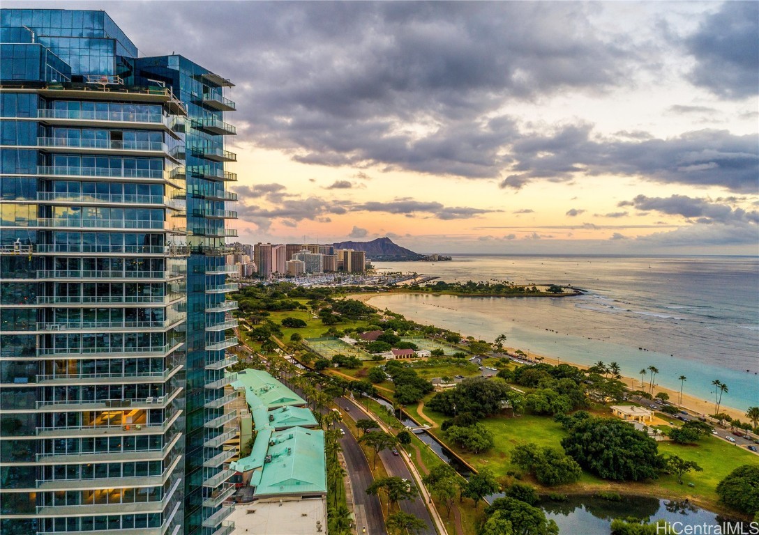 Waiea - 1118 Ala Moana Residential Lease