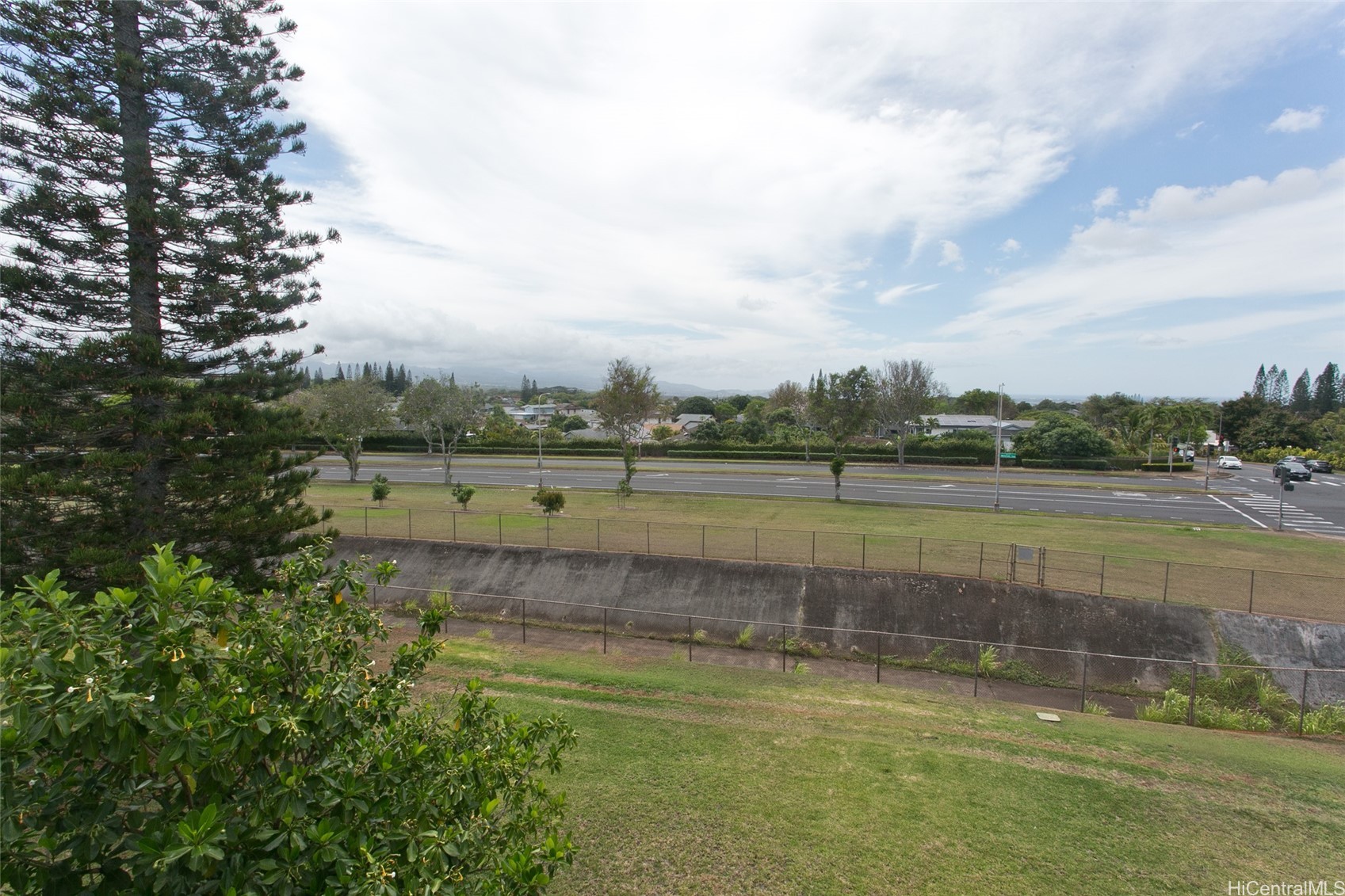 Nahoa Apts Condominium
