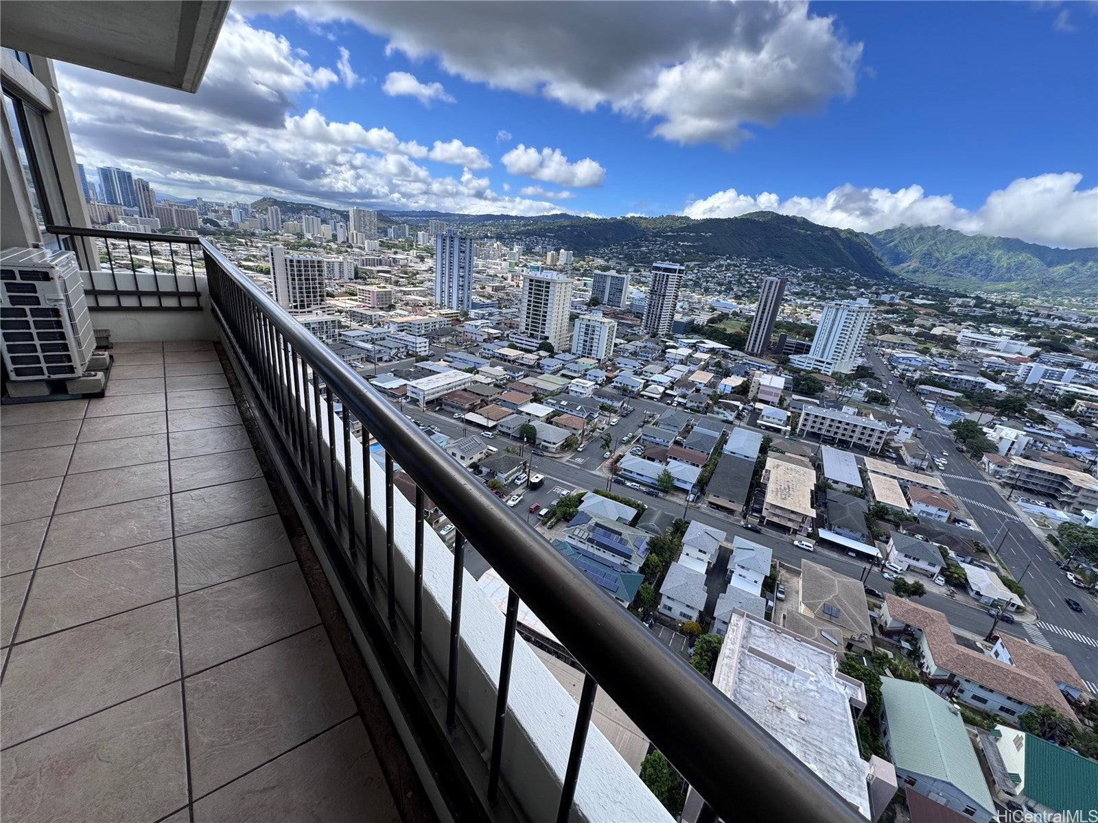 2333 Kapiolani Boulevard 2601