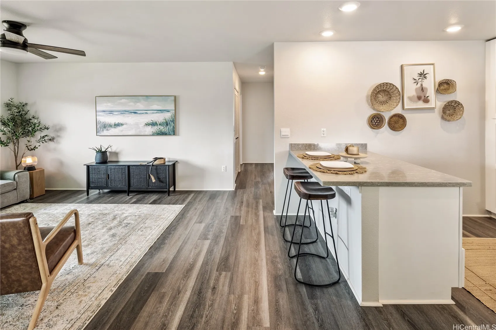 Ewa Beach, Hawaii 96706, United States, 3 Bedrooms Bedrooms, ,2 BathroomsBathrooms,Residential,Active,242370