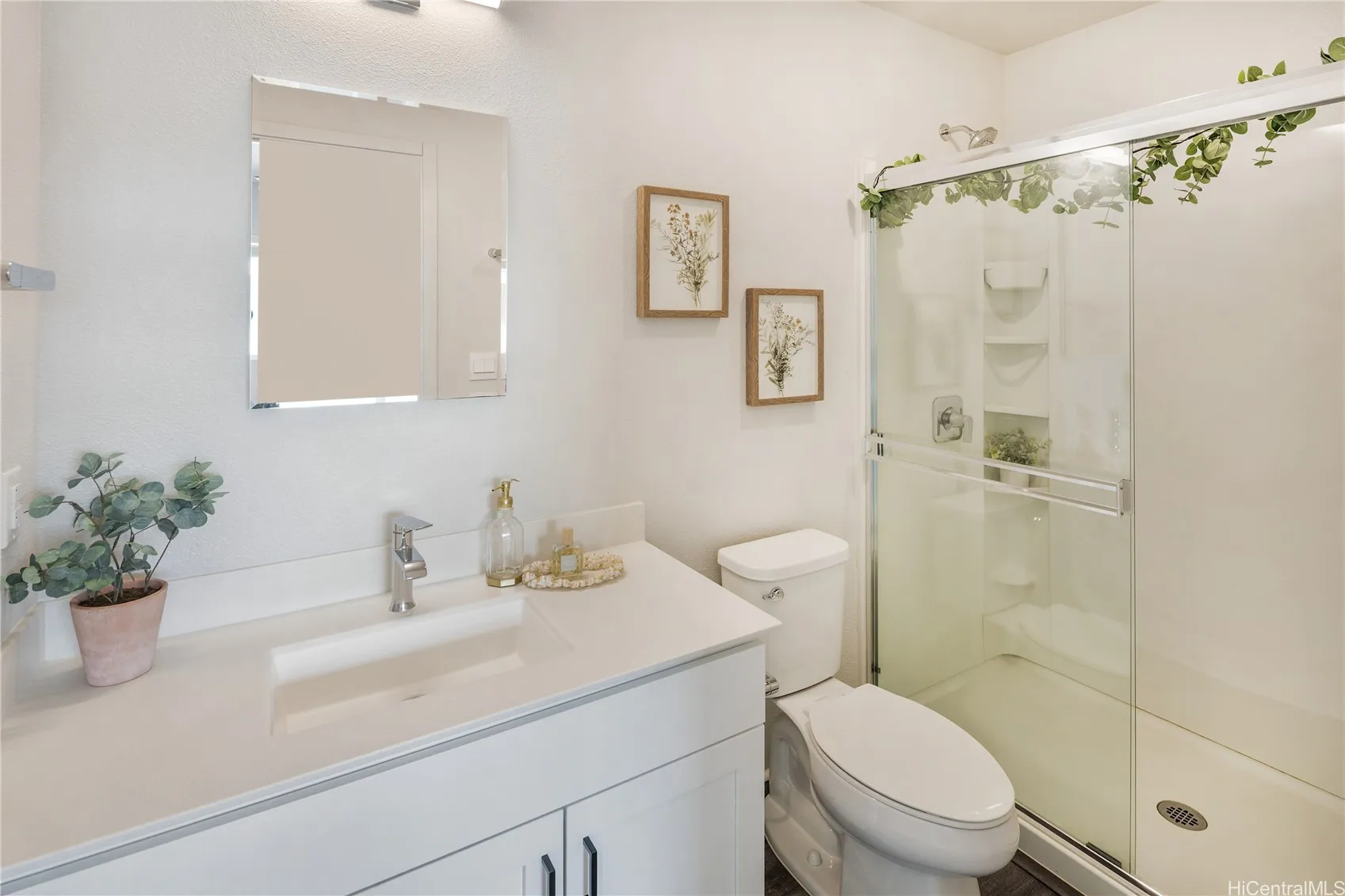 Ewa Beach, Hawaii 96706, United States, 3 Bedrooms Bedrooms, ,2 BathroomsBathrooms,Residential,Active,242370