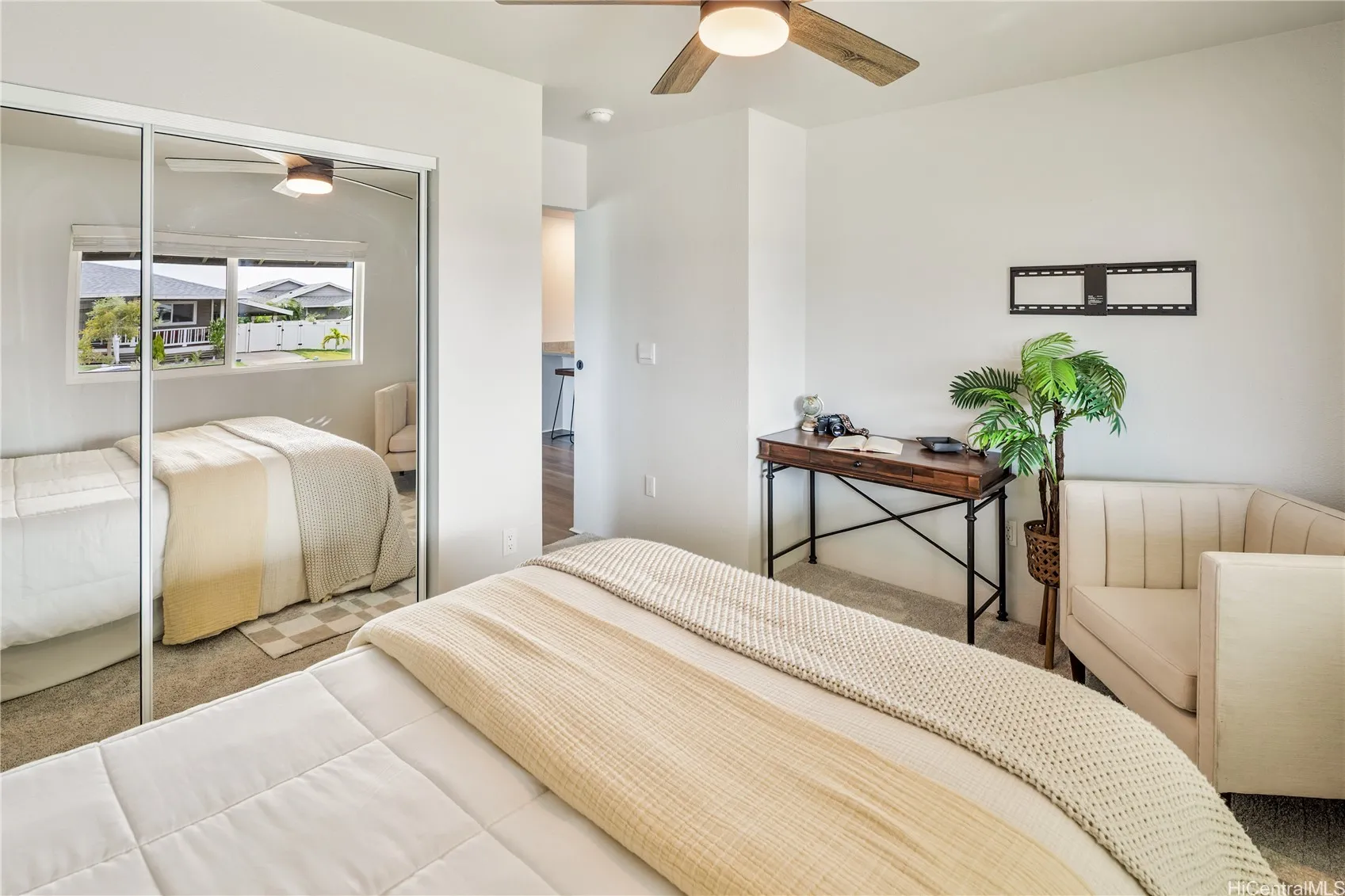 Ewa Beach, Hawaii 96706, United States, 3 Bedrooms Bedrooms, ,2 BathroomsBathrooms,Residential,Active,242370