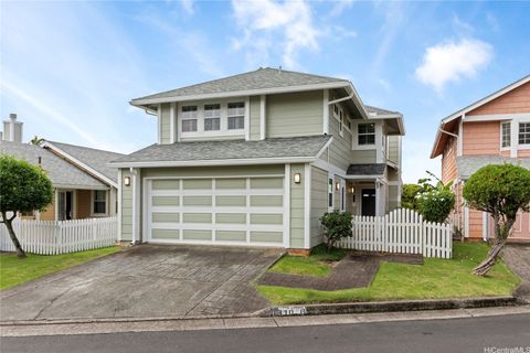 Photo of 98-1810 Kaahumanu Street #3, Pearl City, HI 96782 (MLS # 202604548)