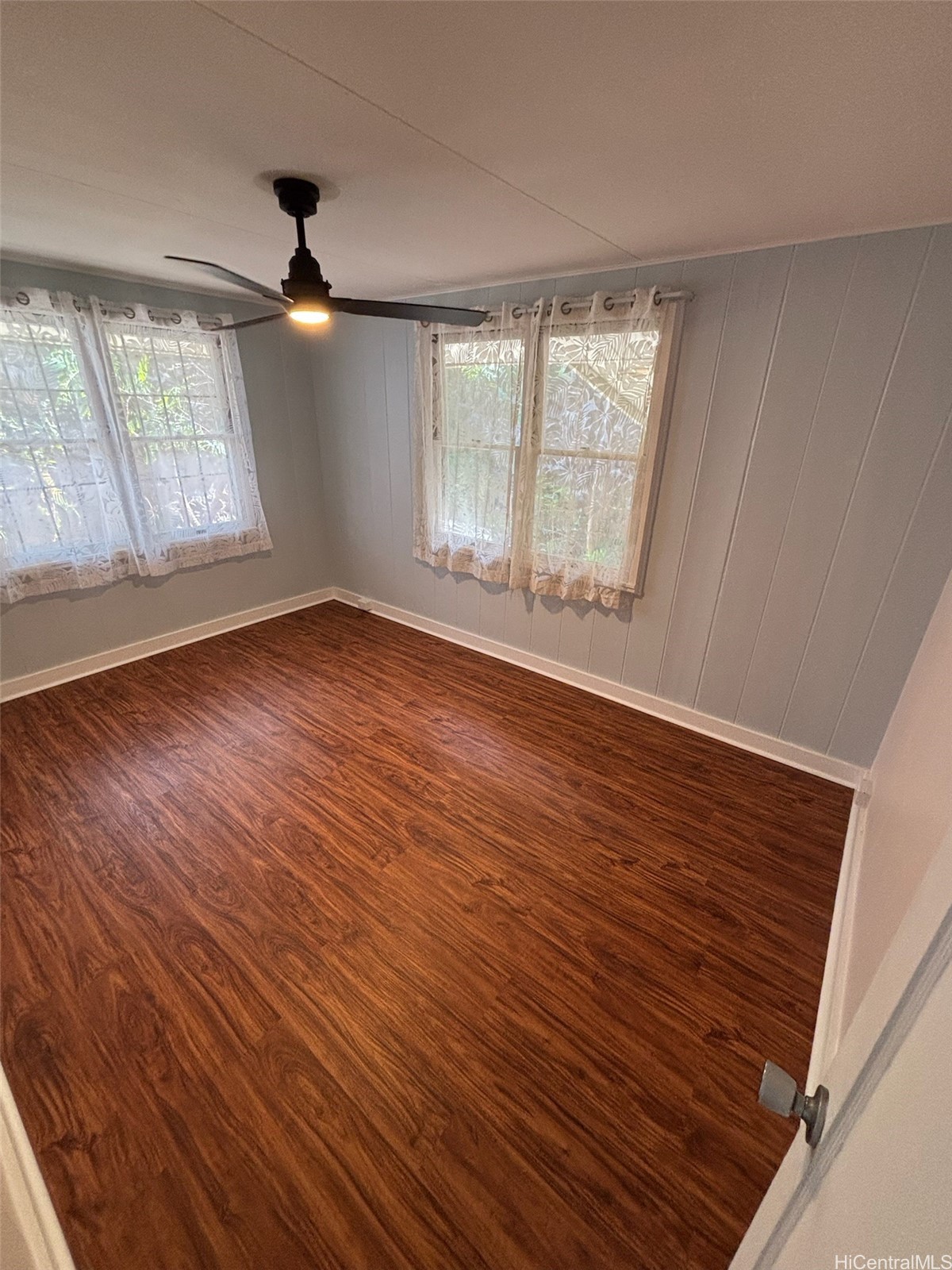 1541 Alencastre Street