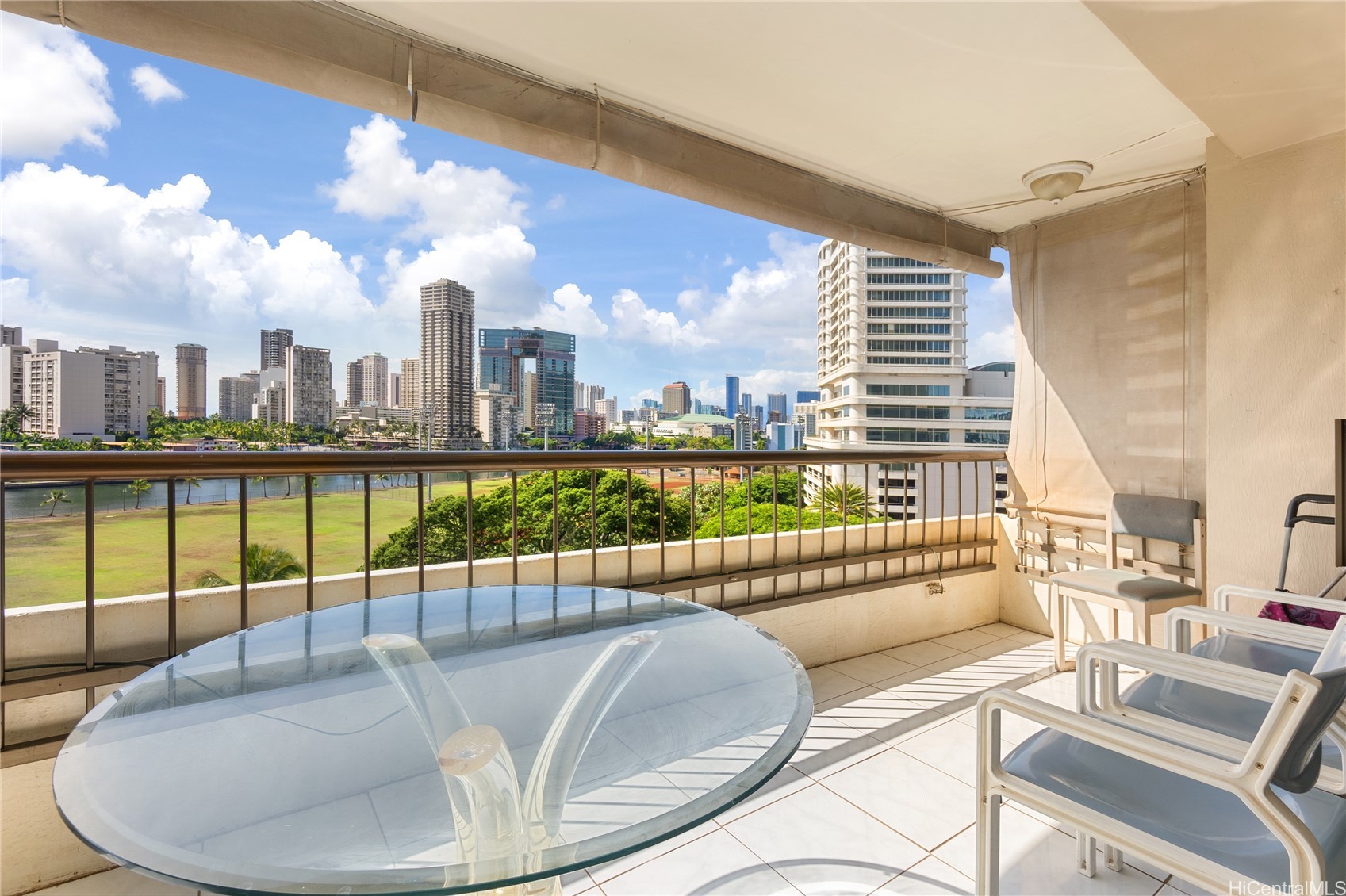 2333 Kapiolani Boulevard 811