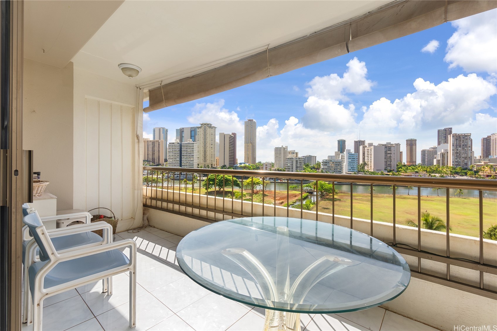 2333 Kapiolani Boulevard 811