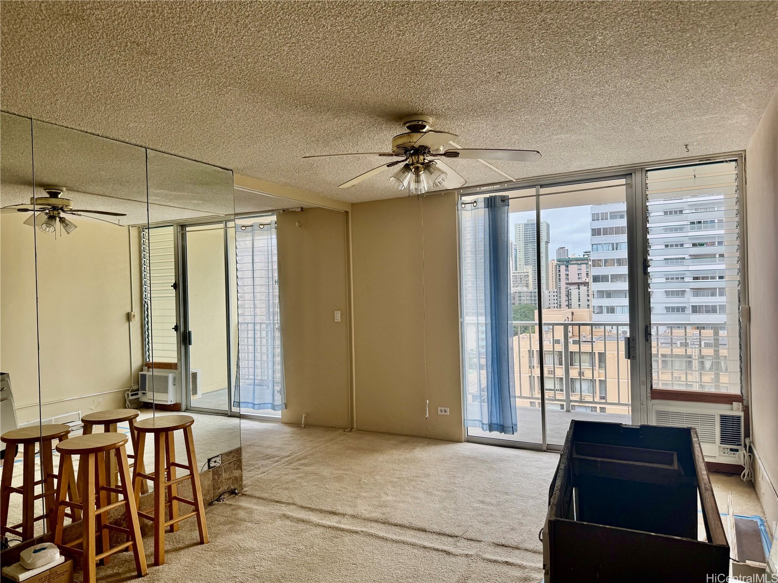 2452 Tusitala Street 1201