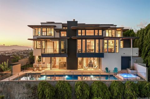 Photo of 2960 Laola Place, Honolulu, HI 96813 (MLS # 202521356)