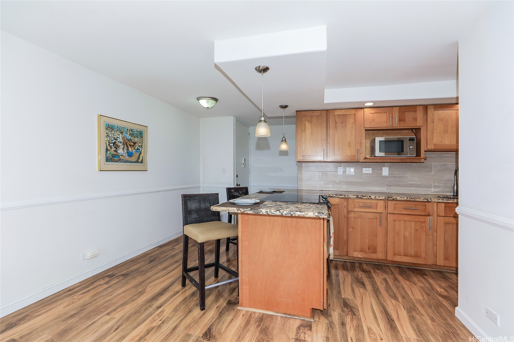 46-283 Kahuhipa Street C806