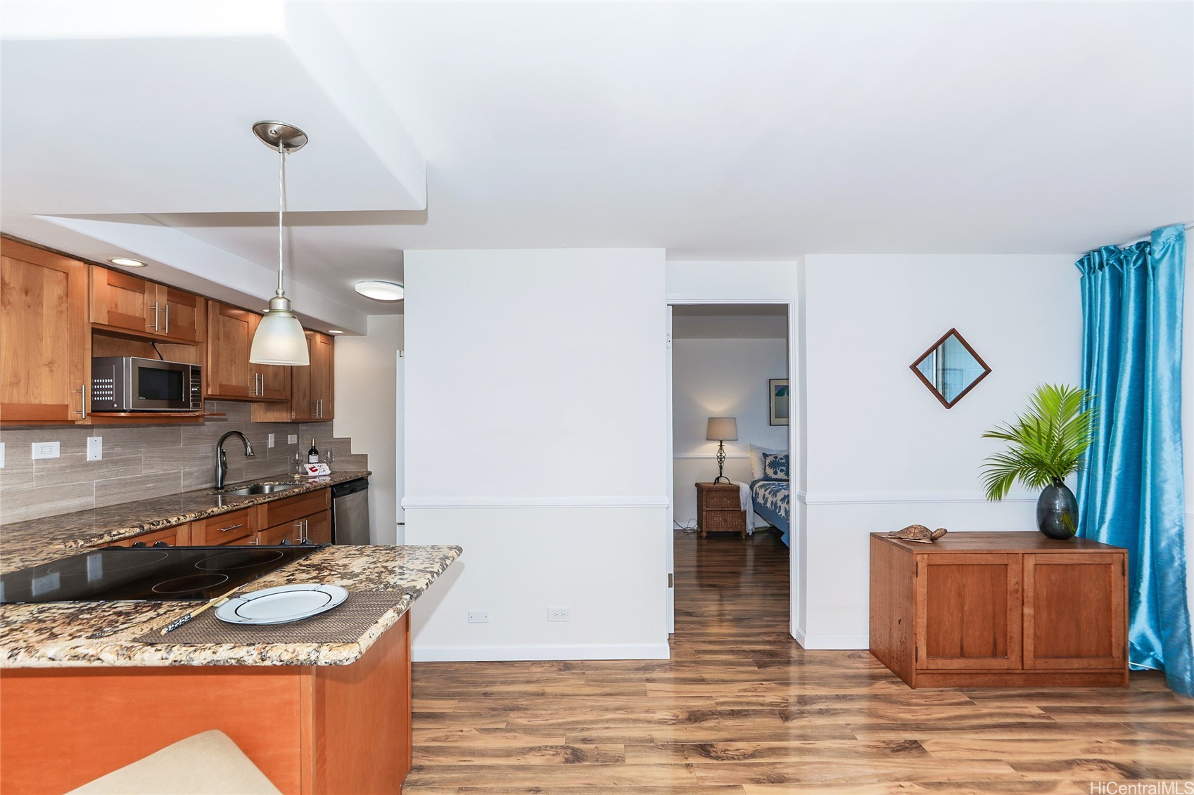 46-283 Kahuhipa Street C806