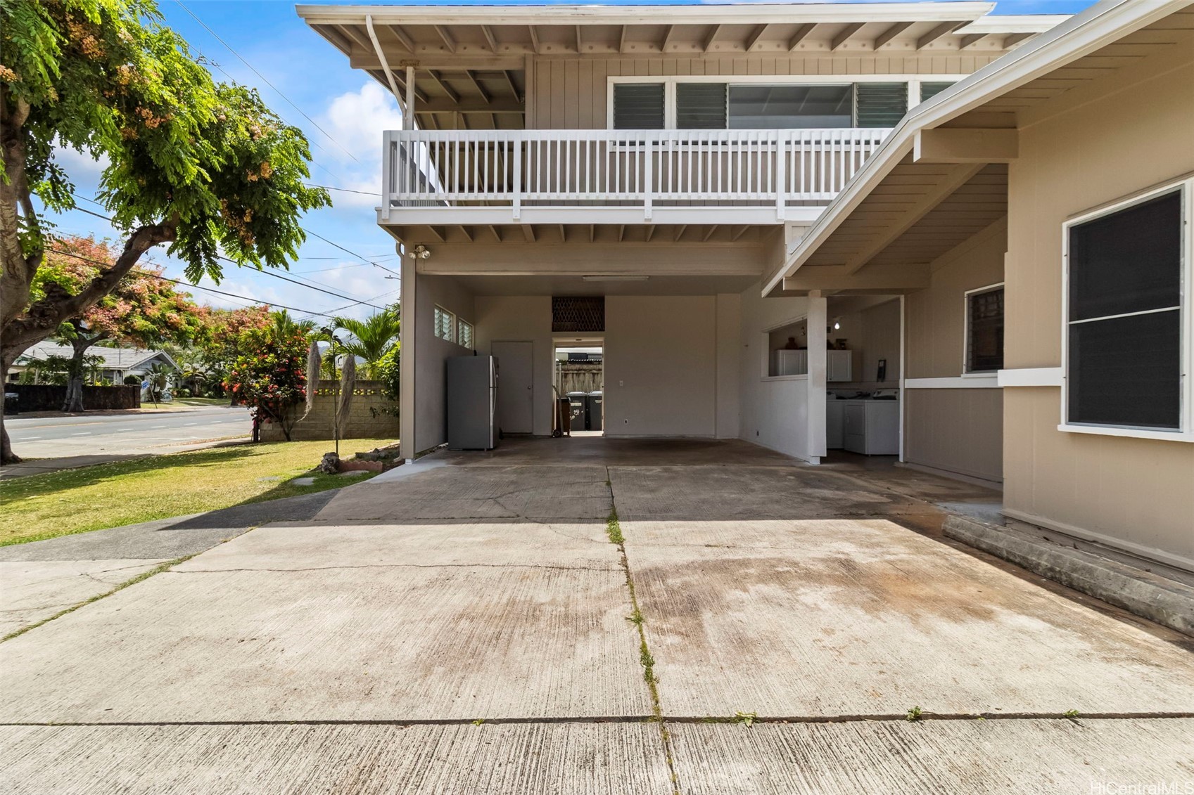 689 Keolu Drive