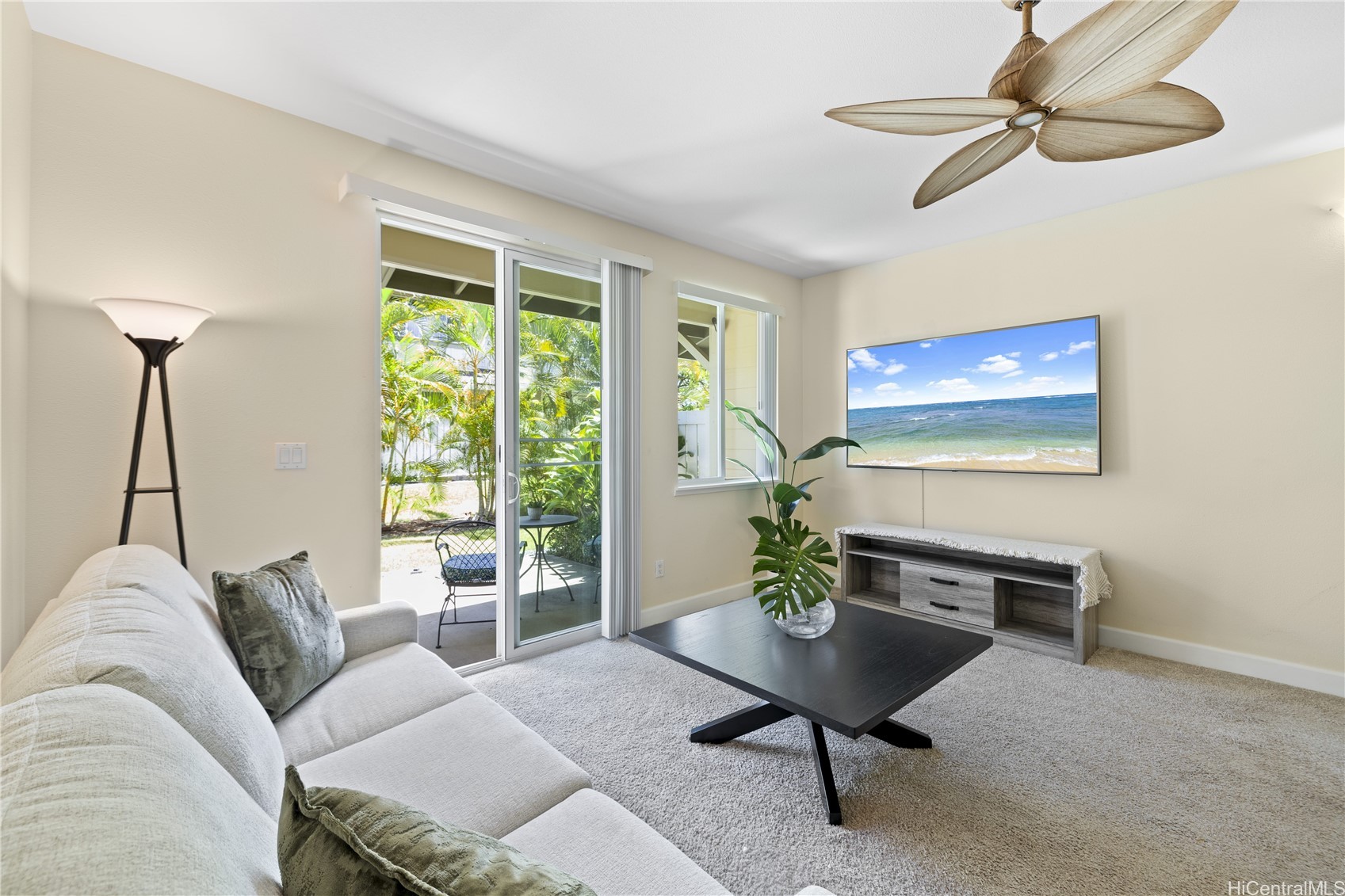 92-1528 Aliinui Drive 2004