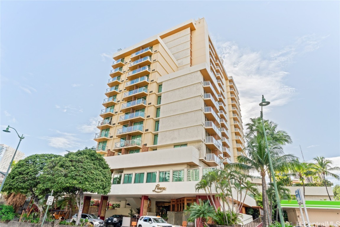 Luana Waikiki Condominium